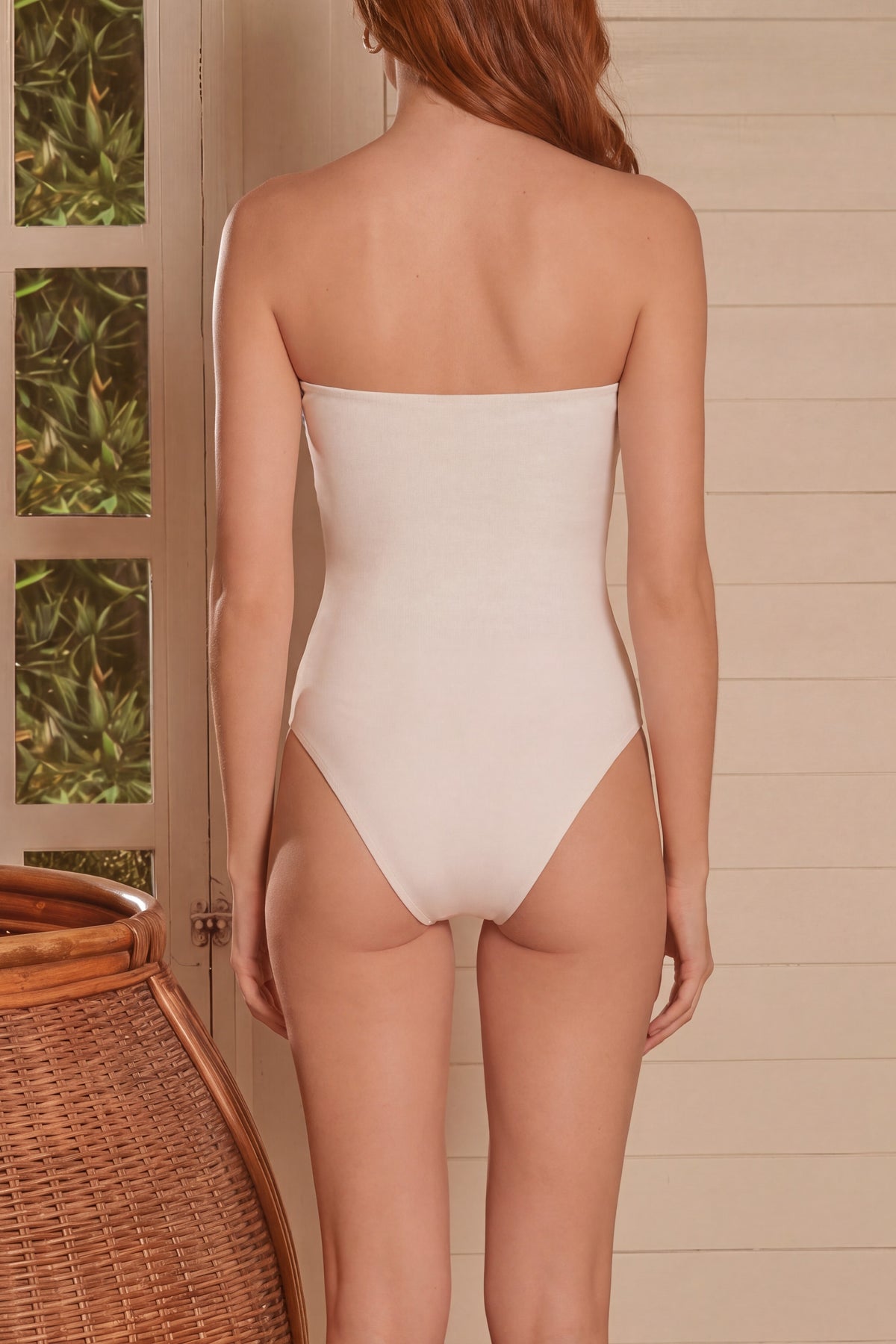 Mora Silvestre One Piece