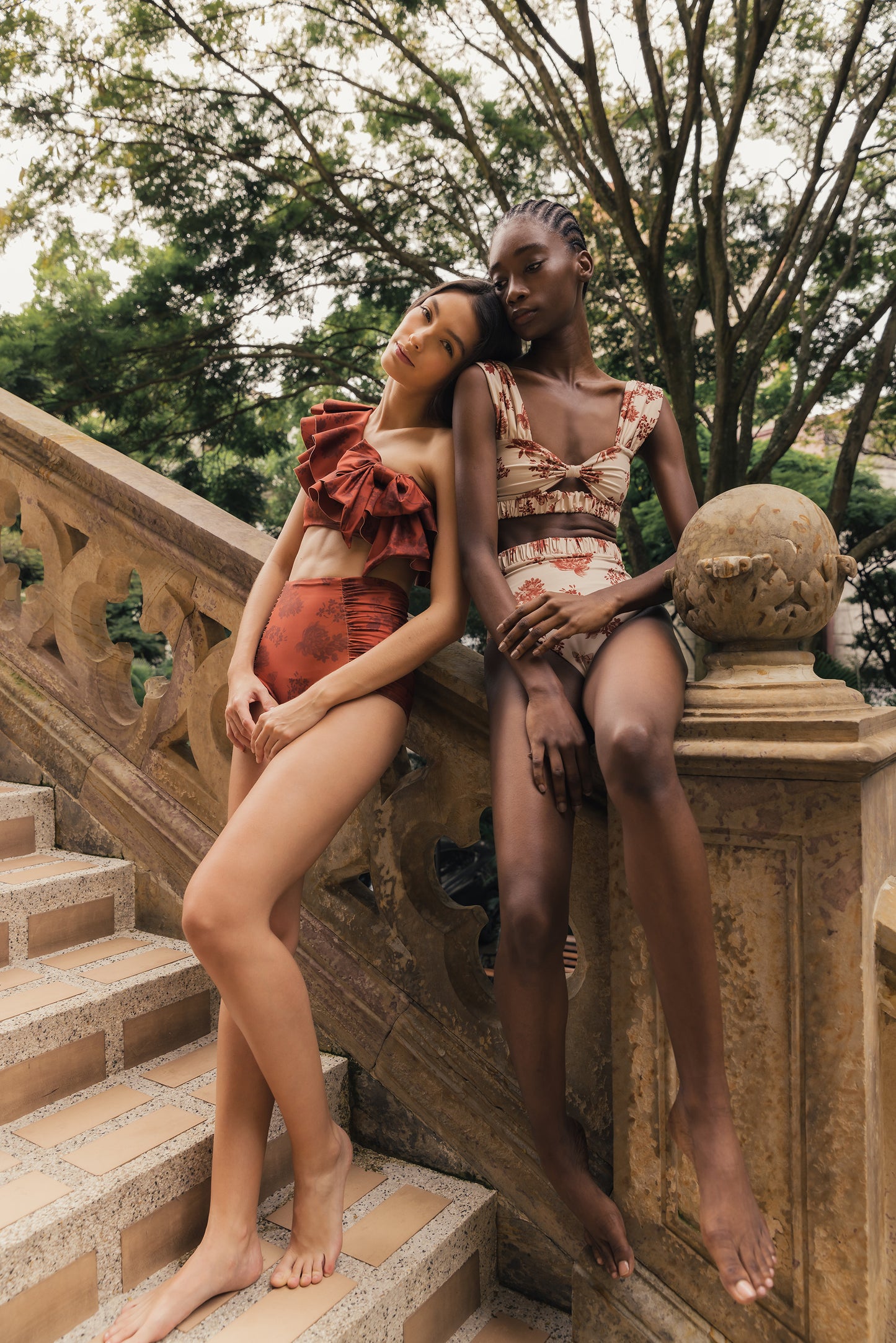 Nuez de Macadamia Bikini Top